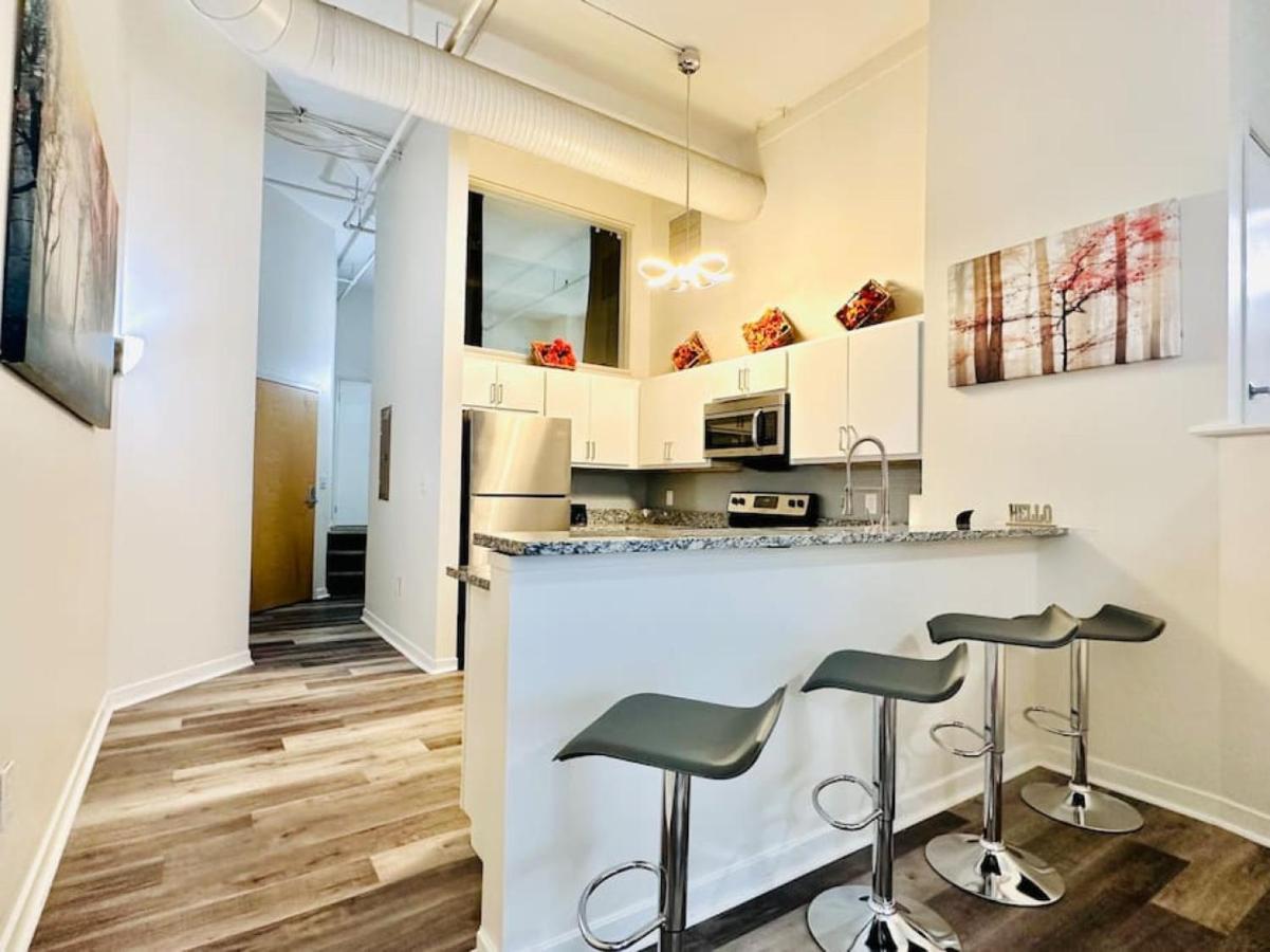 2 Bedroom Contemporary Modern Loft Ινδιανάπολη Εξωτερικό φωτογραφία