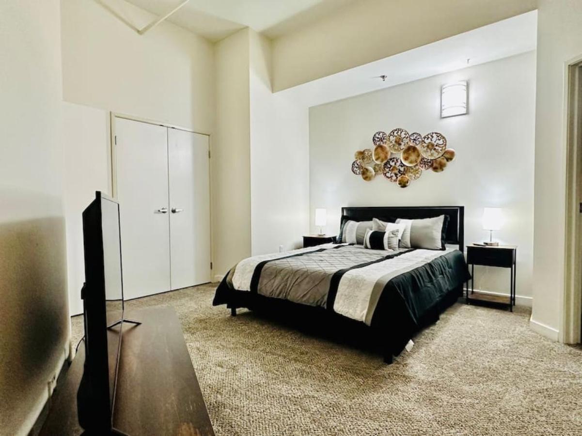 2 Bedroom Contemporary Modern Loft Ινδιανάπολη Εξωτερικό φωτογραφία